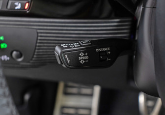 Подержанный автомобиль Audi Q7 2017 года (20 фото)