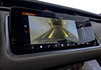 Подержанный автомобиль Land Rover Range Rover Velar 2018 года (29 фото)