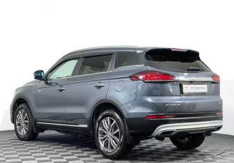 Подержанный автомобиль Geely Atlas Pro 2022 года (7 фото)