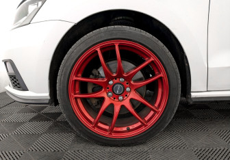 Подержанный автомобиль Volkswagen Polo Sedan 2018 года (18 фото)