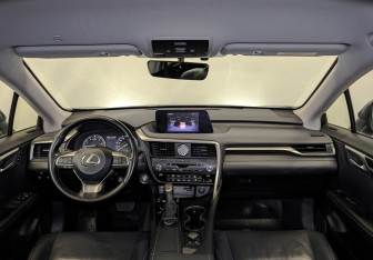 Подержанный автомобиль Lexus RX 2018 года (14 фото)