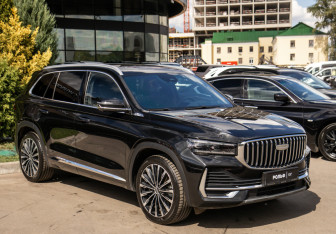 Подержанный автомобиль Geely Monjaro 2025 года (2 фото)