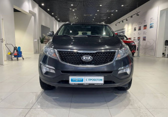 Подержанный автомобиль Kia Sportage 2015 года (2 фото)