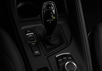Подержанный автомобиль BMW X1 2020 года (15 фото)
