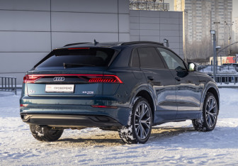 Подержанный автомобиль Audi Q8 2019 года (5 фото)