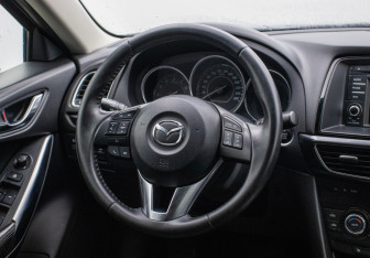 Подержанный автомобиль Mazda 6 Sedan 2013 года (15 фото)