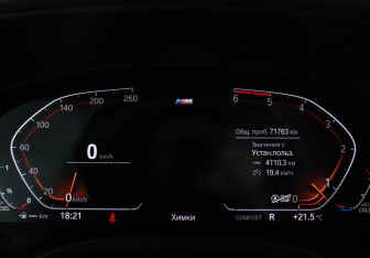 Подержанный автомобиль BMW X4 2019 года (13 фото)