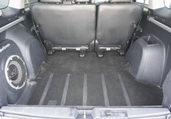 Подержанный автомобиль Mitsubishi Outlander 2008 года (9 фото)