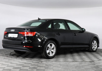 Подержанный автомобиль Audi A4 Sedan 2018 года (5 фото)