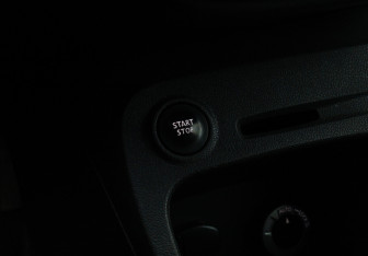 Подержанный автомобиль Renault Kaptur 2016 года (19 фото)