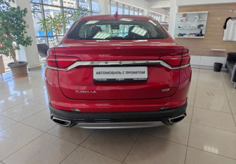Подержанный автомобиль Geely Tugella 2021 года (6 фото)