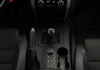 Подержанный автомобиль УАЗ Patriot 2021 года (13 фото)