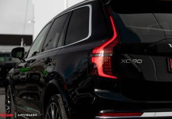Новый Volvo XC90 2025 (6 фото)