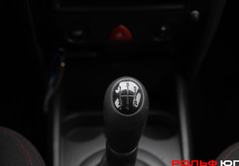 Подержанный автомобиль Renault Megane Sedan 2007 года (19 фото)