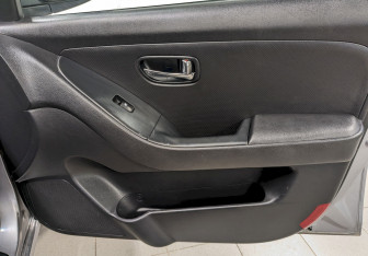 Подержанный автомобиль Hyundai Elantra Sedan 2010 года (18 фото)