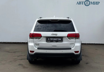 Подержанный автомобиль Jeep Grand Cherokee 2013 года (6 фото)