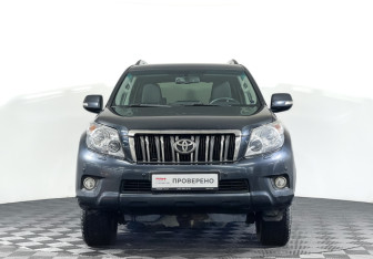 Подержанный автомобиль Toyota Land Cruiser Prado 2011 года (2 фото)