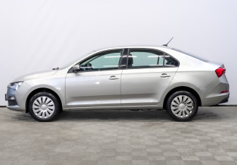 Подержанный автомобиль Skoda Rapid Liftback 2020 года (8 фото)