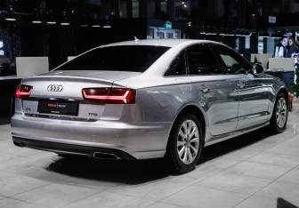 Подержанный автомобиль Audi A6 Sedan 2015 года (4 фото)