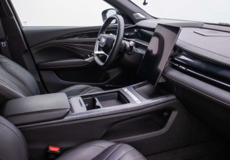 Подержанный автомобиль Geely Preface 2024 года (9 фото)