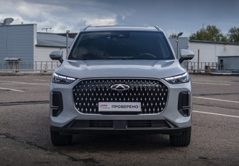 Подержанный автомобиль Chery Tiggo 9 2024 года (2 фото)
