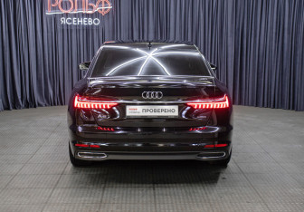 Подержанный автомобиль Audi A6 Sedan 2020 года (6 фото)