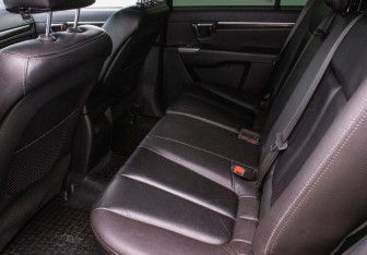 Подержанный автомобиль Hyundai Santa Fe 2011 года (11 фото)