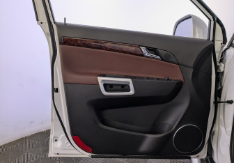 Подержанный автомобиль Opel Antara 2014 года (19 фото)