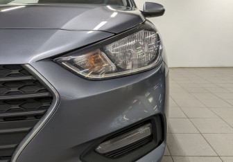 Подержанный автомобиль Hyundai Solaris Sedan 2019 года (16 фото)