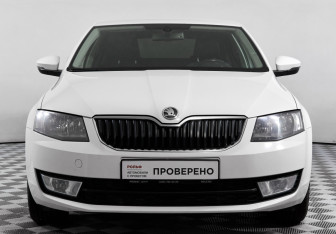 Подержанный автомобиль Skoda Octavia Liftback 2013 года (2 фото)
