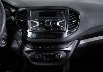 Подержанный автомобиль LADA (ВАЗ) Vesta Sedan 2021 года (12 фото)