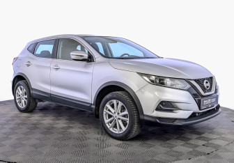 Подержанный автомобиль Nissan Qashqai 2020 года (3 фото)