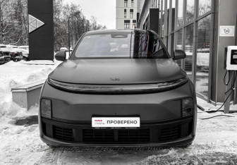 Подержанный автомобиль LiXiang L7 2024 года (2 фото)