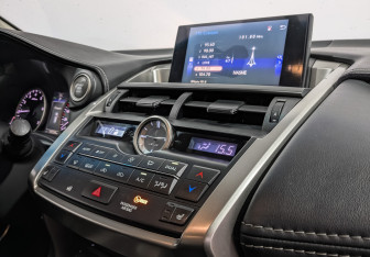 Подержанный автомобиль Lexus NX 2016 года (29 фото)