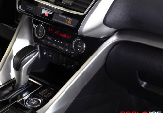 Подержанный автомобиль Mitsubishi Eclipse Cross 2019 года (14 фото)