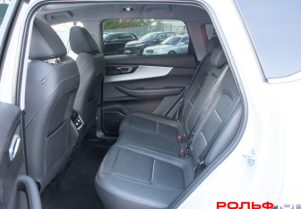 Подержанный автомобиль Chery Tiggo 7 Pro Max 2023 года (8 фото)