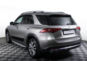 Подержанный автомобиль Mercedes-Benz GLE 2019 года (7 фото)
