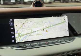 Подержанный автомобиль Voyah Free 2023 года (19 фото)