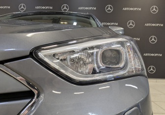 Подержанный автомобиль Hyundai Santa Fe 2014 года (11 фото)