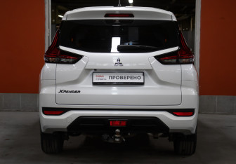 Подержанный автомобиль Mitsubishi Xpander 2021 года (6 фото)
