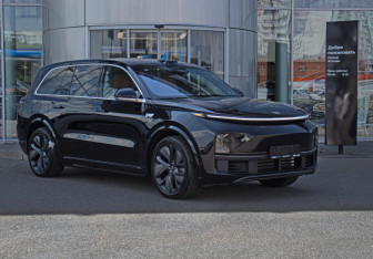 Новый LiXiang L9 2025 (2 фото)