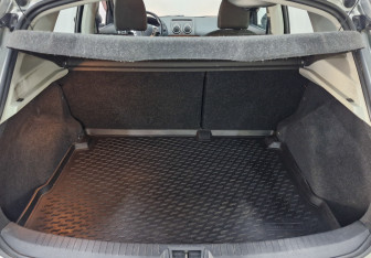 Подержанный автомобиль Nissan Qashqai 2013 года (10 фото)