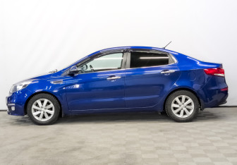 Подержанный автомобиль Kia Rio Sedan 2016 года (8 фото)