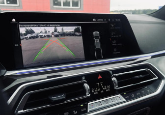 Подержанный автомобиль BMW X5 2021 года (19 фото)