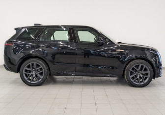 Новый Land Rover Range Rover Sport 2023 (4 фото)