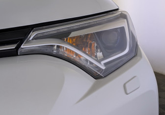 Подержанный автомобиль Toyota RAV4 2018 года (17 фото)