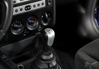 Подержанный автомобиль Ford Fusion 2005 года (12 фото)