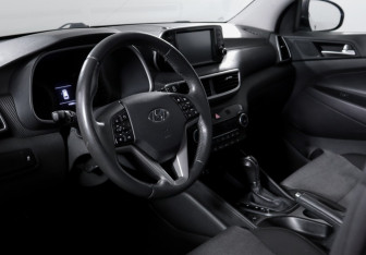 Подержанный автомобиль Hyundai Tucson 2019 года (14 фото)