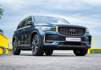 Подержанный автомобиль Geely Monjaro 2024 года (3 фото)