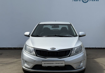 Подержанный автомобиль Kia Rio Sedan 2013 года (2 фото)